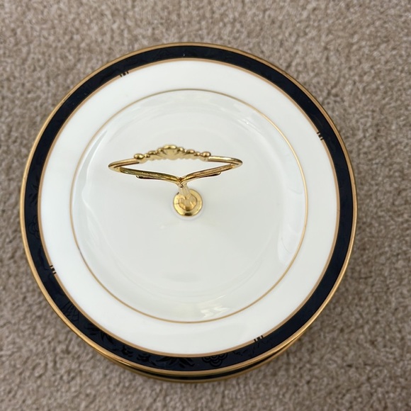 Two Tiered Jewelry Tidbit Cheese Tray Pfaltzgraff Astoria Gold Rimmed Plates - Picture 6 of 8